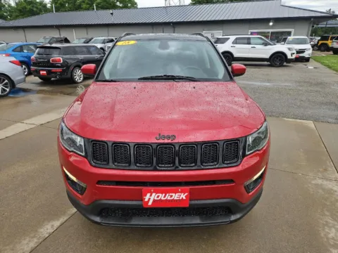 Photos of 2018 Jeep Compass Altitude for sale in Marion, IA at Houdek Auto Center