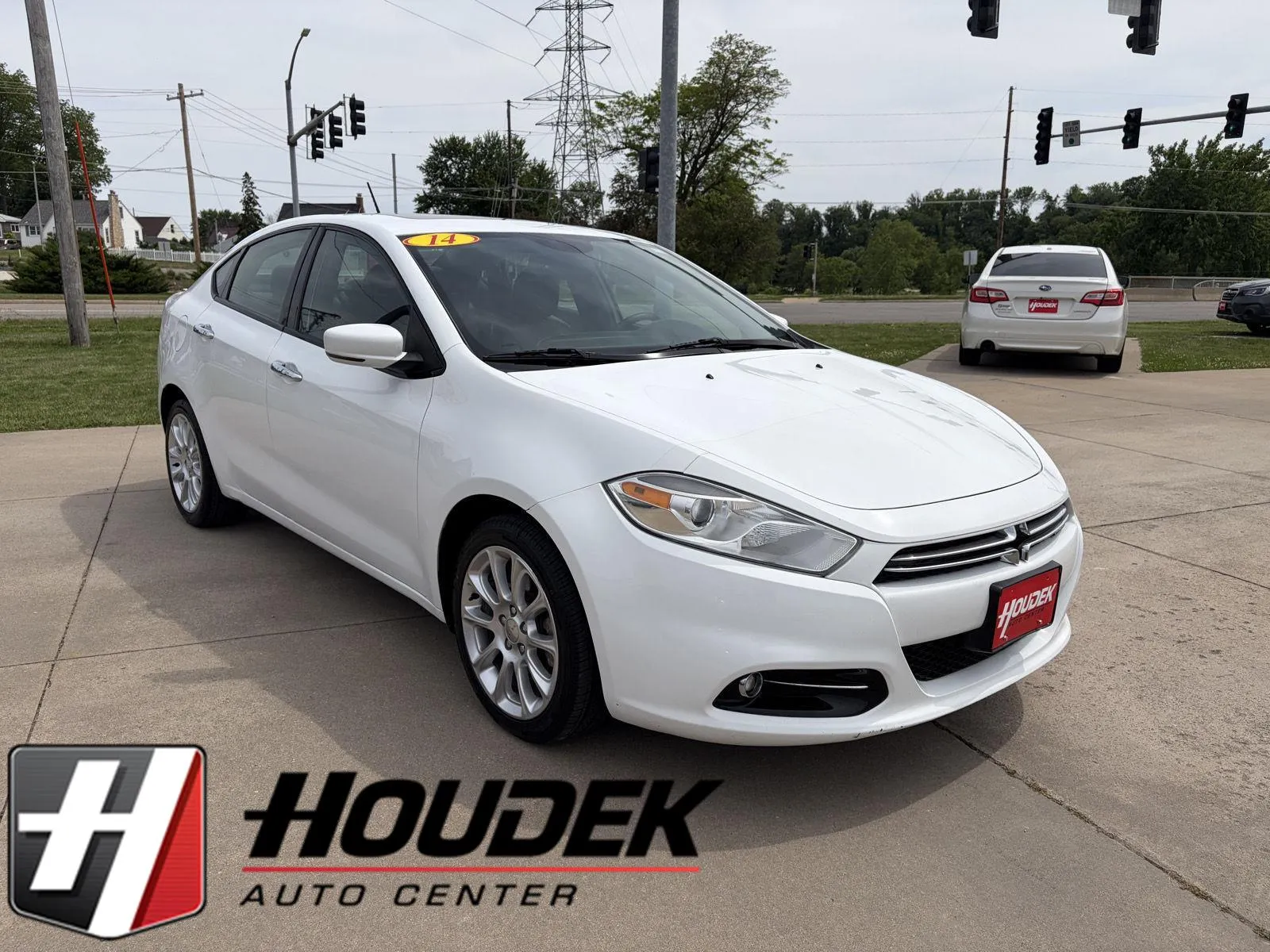 White 2014 Dodge Dart Limited for sale in Marion, IA