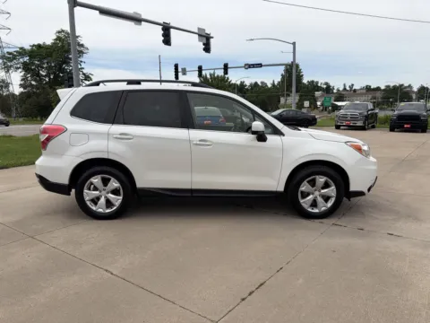 More photos of 2015 Subaru Forester 2.5i Limited at Houdek Auto Center, IA