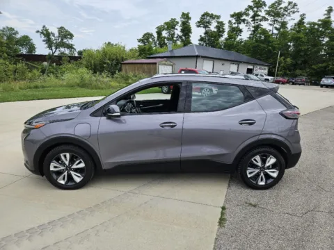 More photos of 2022 Chevrolet Bolt EUV LT at Houdek Auto Center, IA