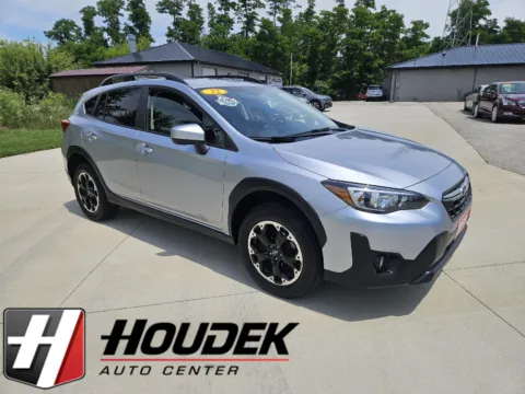 Silver 2022 Subaru Crosstrek Premium for sale in Marion, IA