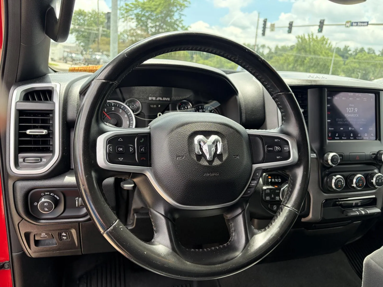 Ram 1500 photo 12