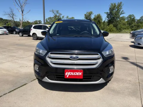 Photos of 2018 Ford Escape SE for sale in Marion, IA at Houdek Auto Center