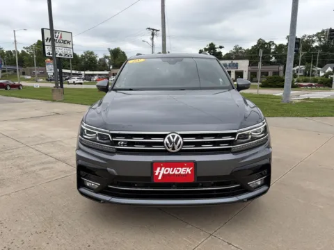 Photos of 2018 Volkswagen Tiguan SEL Premium for sale in Marion, IA at Houdek Auto Center