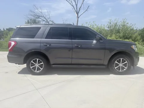 More photos of 2019 Ford Expedition XLT 4WD at Houdek Auto Center, IA
