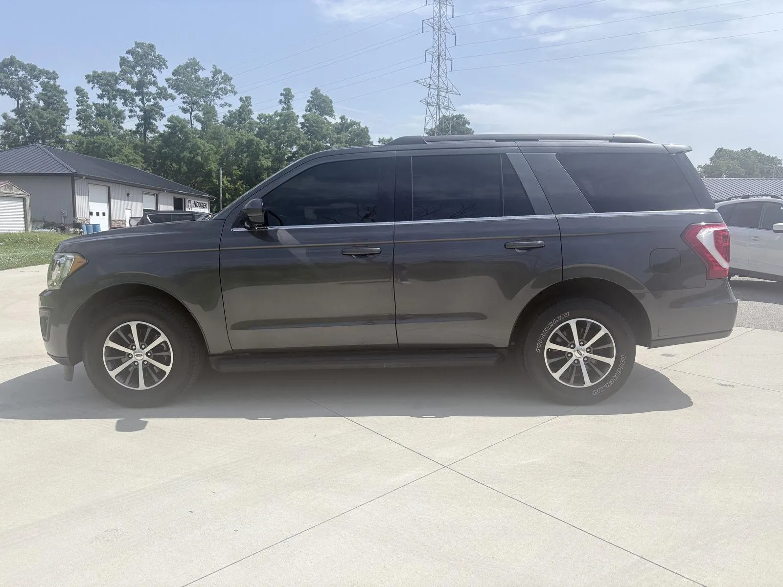Ford Expedition photo 6