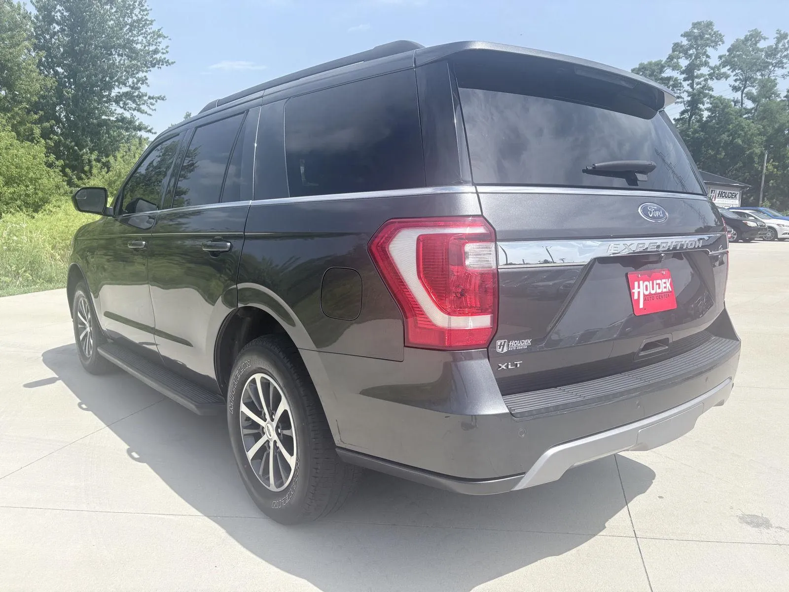Ford Expedition photo 9