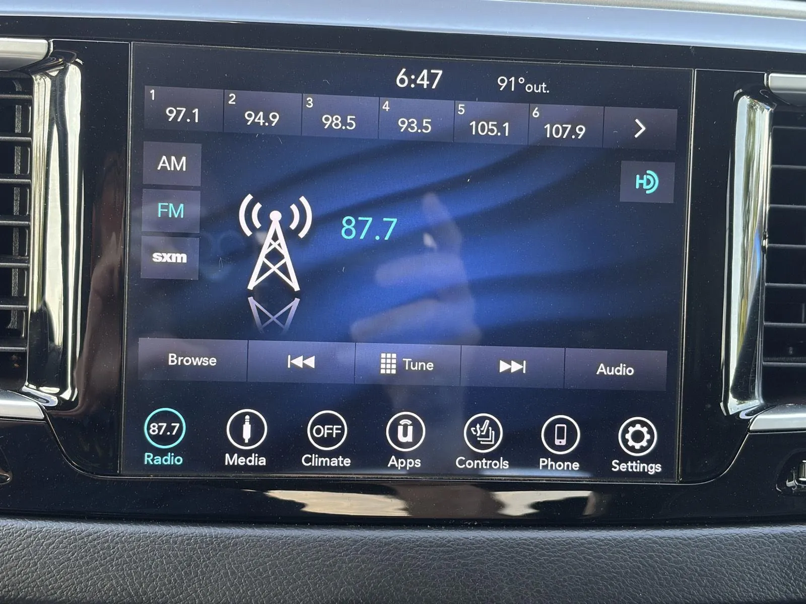 Chrysler Pacifica photo 20