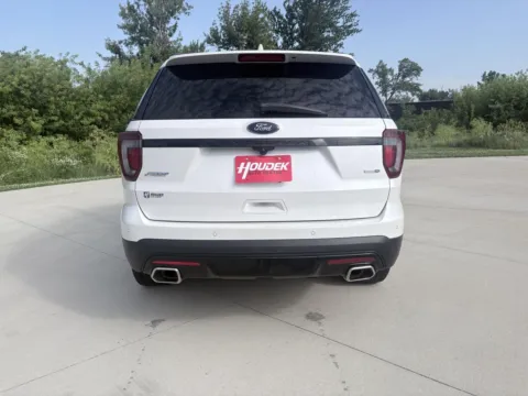 More photos of 2017 Ford Explorer Sport at Houdek Auto Center, IA