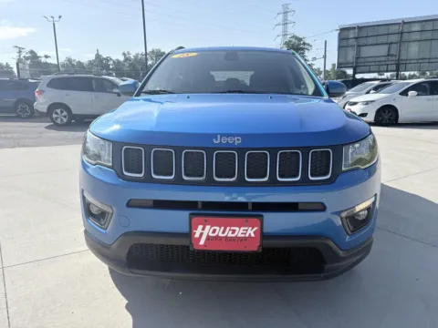 Photos of 2018 Jeep Compass Latitude for sale in Marion, IA at Houdek Auto Center
