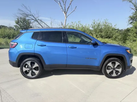 More photos of 2018 Jeep Compass Latitude at Houdek Auto Center, IA