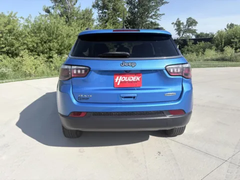 More photos of 2018 Jeep Compass Latitude at Houdek Auto Center, IA