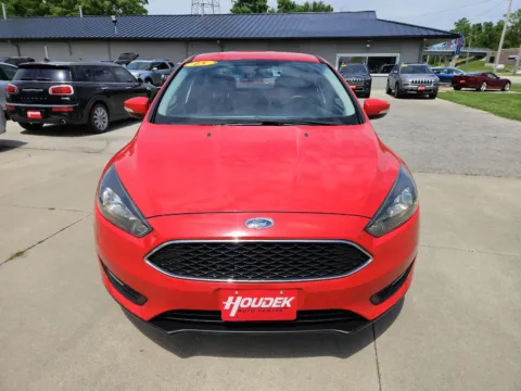 Photos of 2015 Ford Focus SE for sale in Marion, IA at Houdek Auto Center