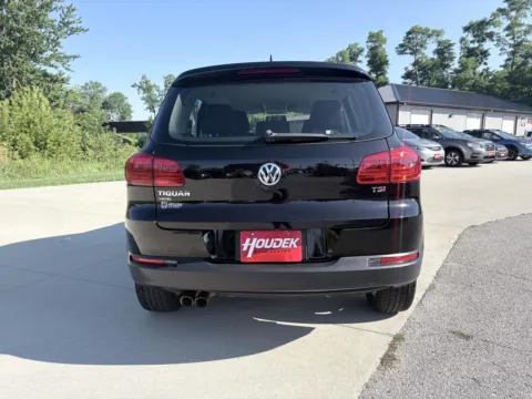 More photos of 2017 Volkswagen Tiguan Limited S at Houdek Auto Center, IA