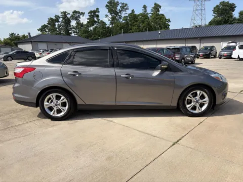More photos of 2014 Ford Focus SE at Houdek Auto Center, IA