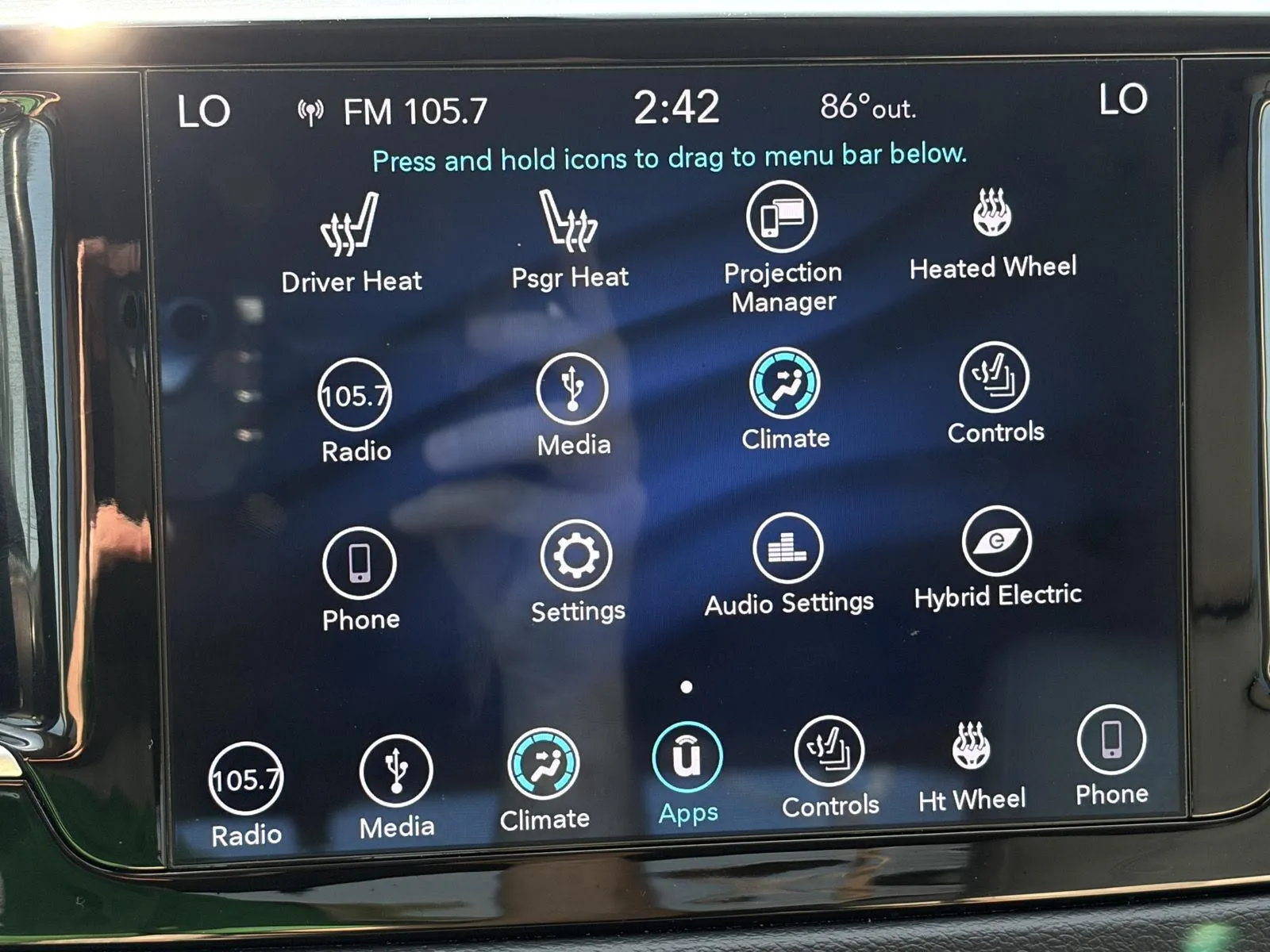 Chrysler Pacifica photo 21