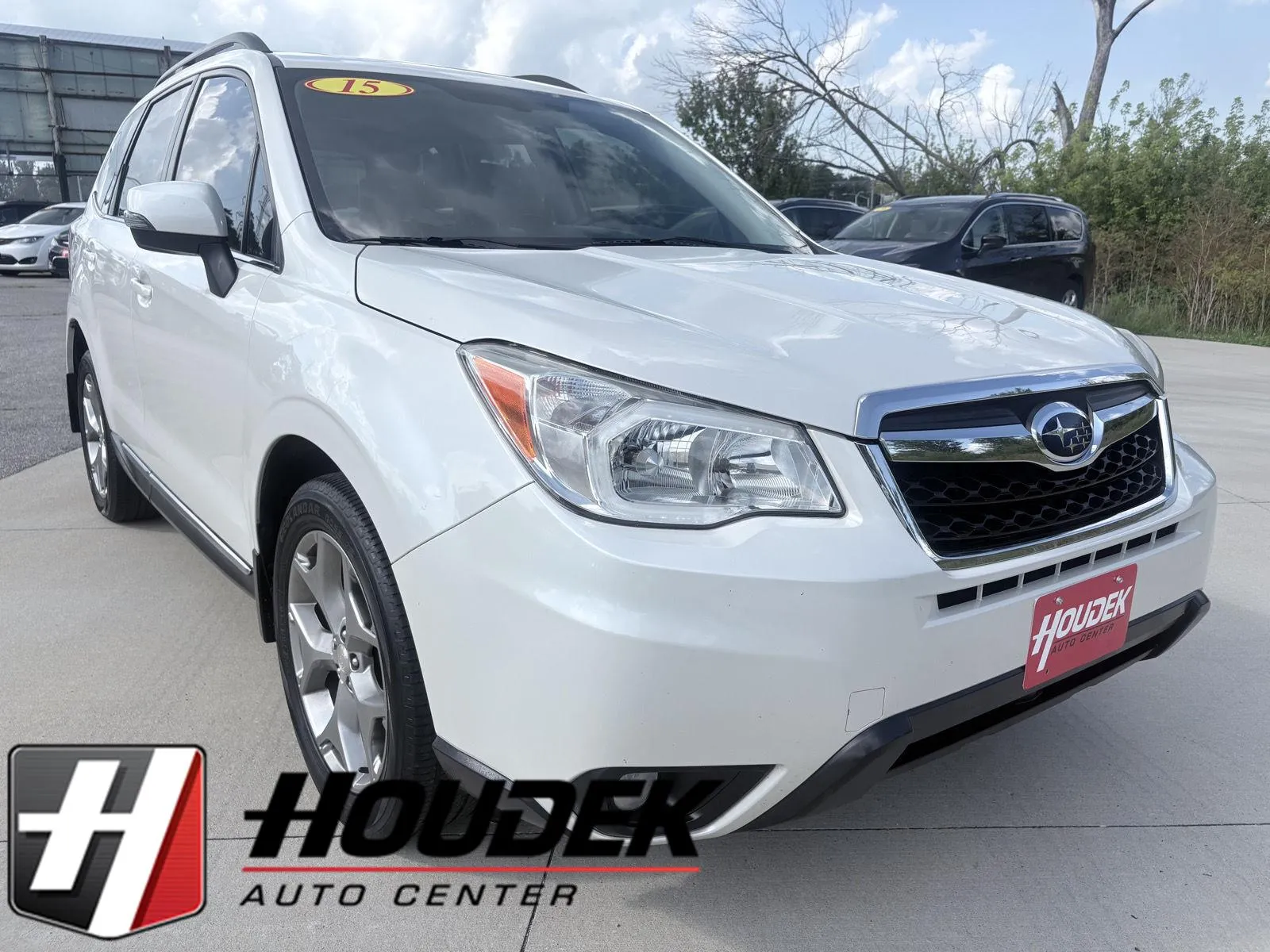 White 2015 Subaru Forester 2.5i Touring for sale in Marion, IA
