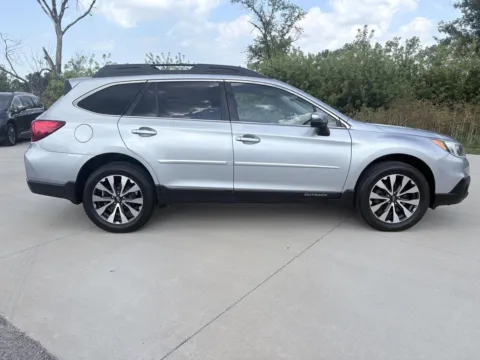 More photos of 2015 Subaru Outback 2.5i Limited at Houdek Auto Center, IA