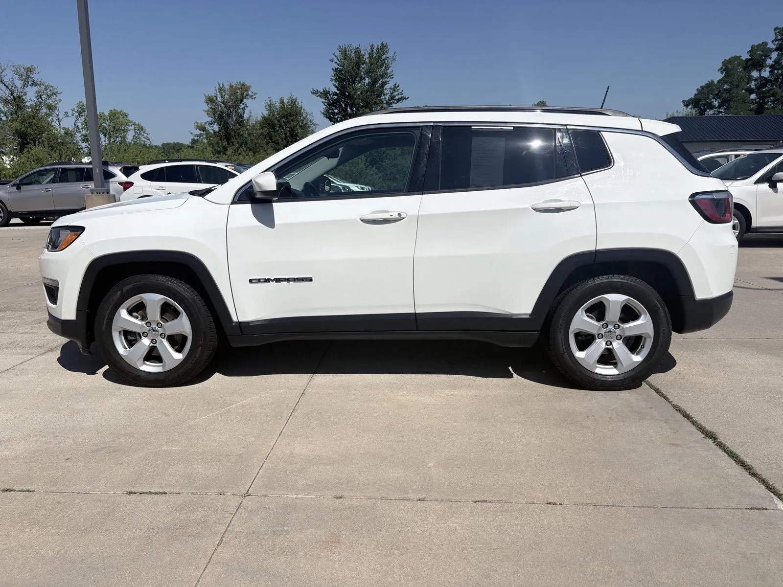 Jeep Compass photo 9
