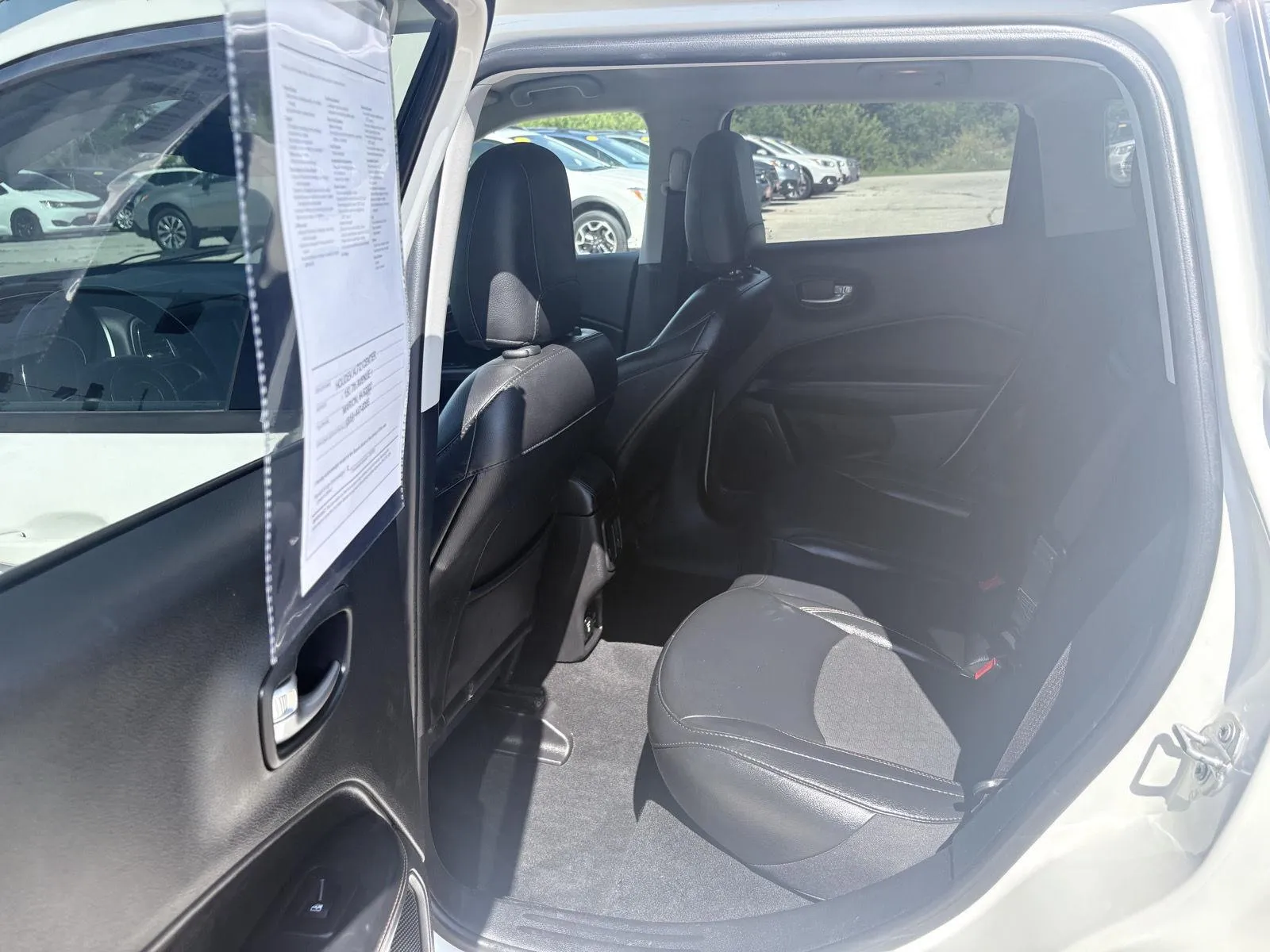 Jeep Compass photo 12