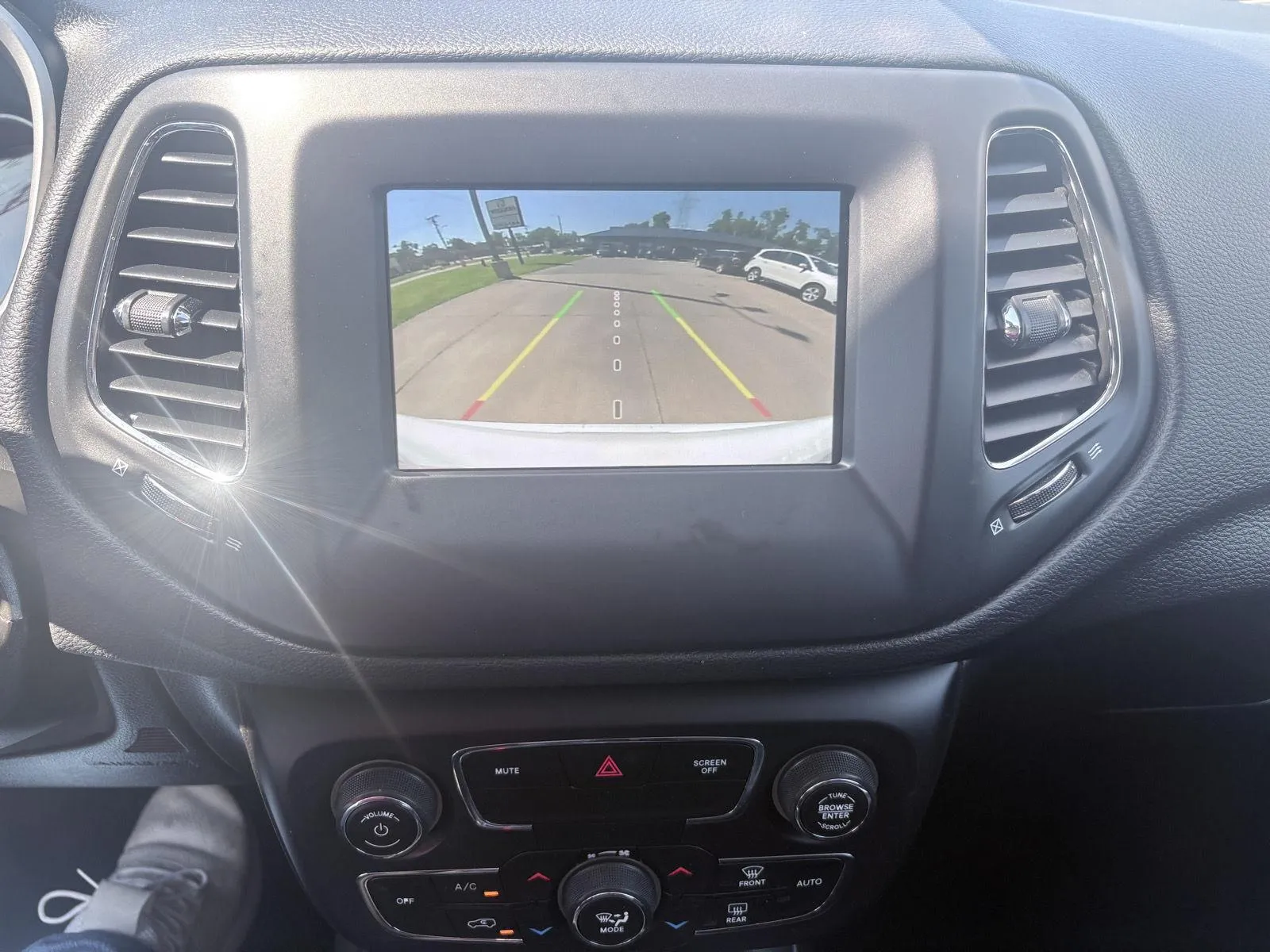 Jeep Compass photo 14