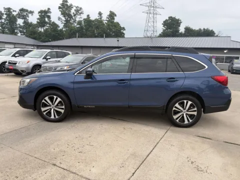 More photos of 2019 Subaru Outback Limited at Houdek Auto Center, IA