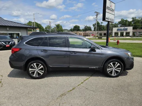 More photos of 2018 Subaru Outback Limited at Houdek Auto Center, IA