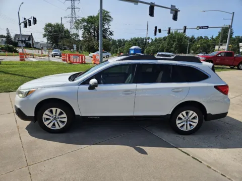 More photos of 2015 Subaru Outback 2.5i Premium at Houdek Auto Center, IA