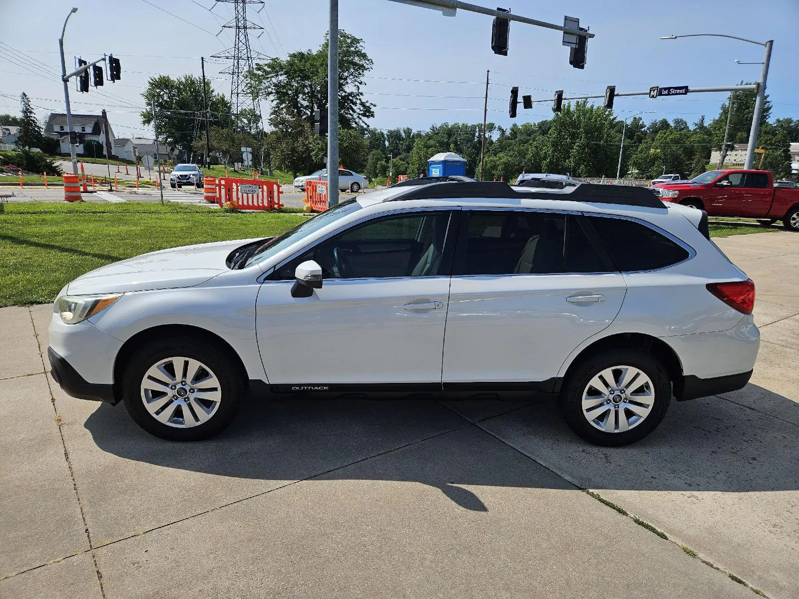 Subaru Outback photo 4