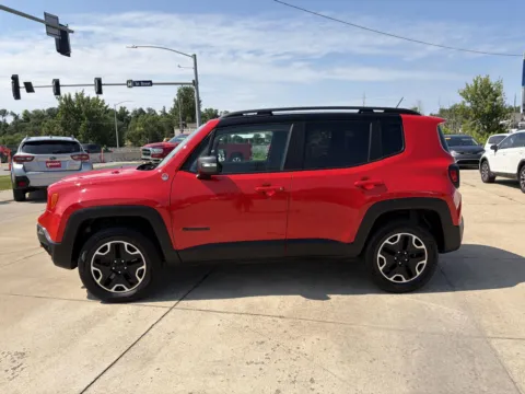 More photos of 2017 Jeep Renegade Trailhawk at Houdek Auto Center, IA