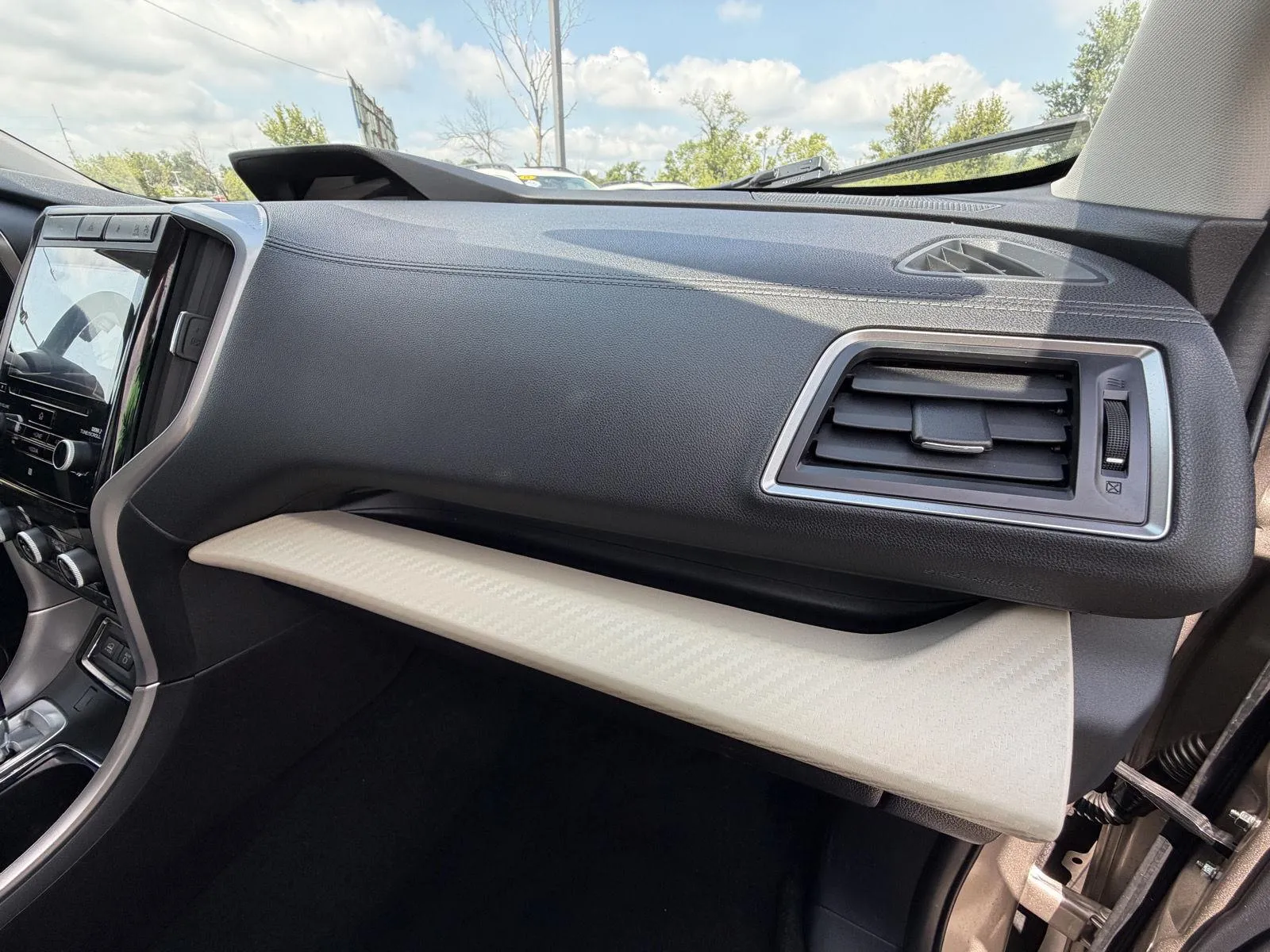 Subaru Ascent photo 14