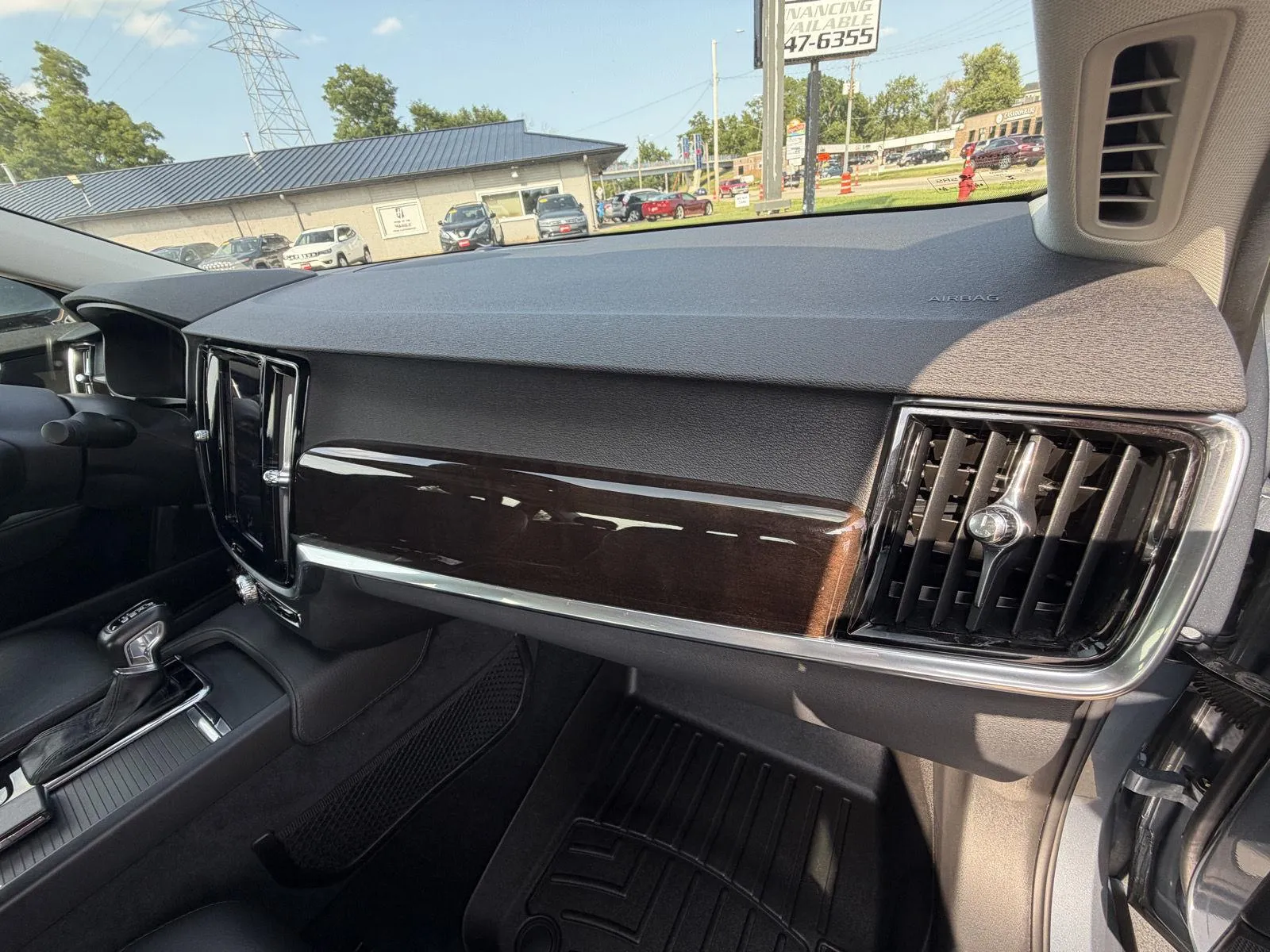 Volvo S90 photo 14