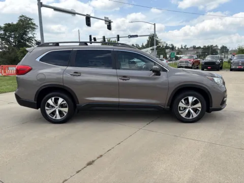 More photos of 2021 Subaru Ascent Premium at Houdek Auto Center, IA