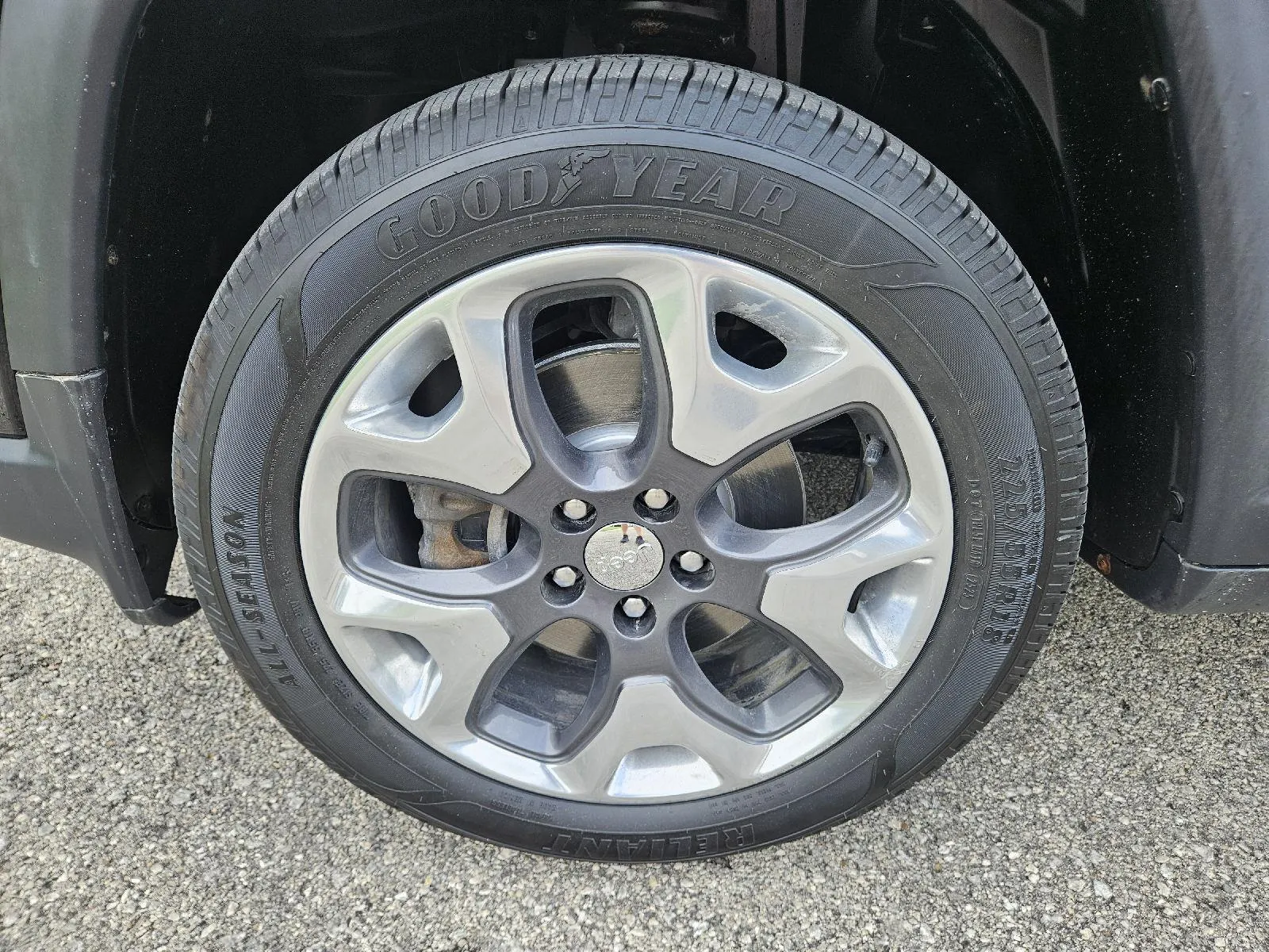Jeep Compass photo 9