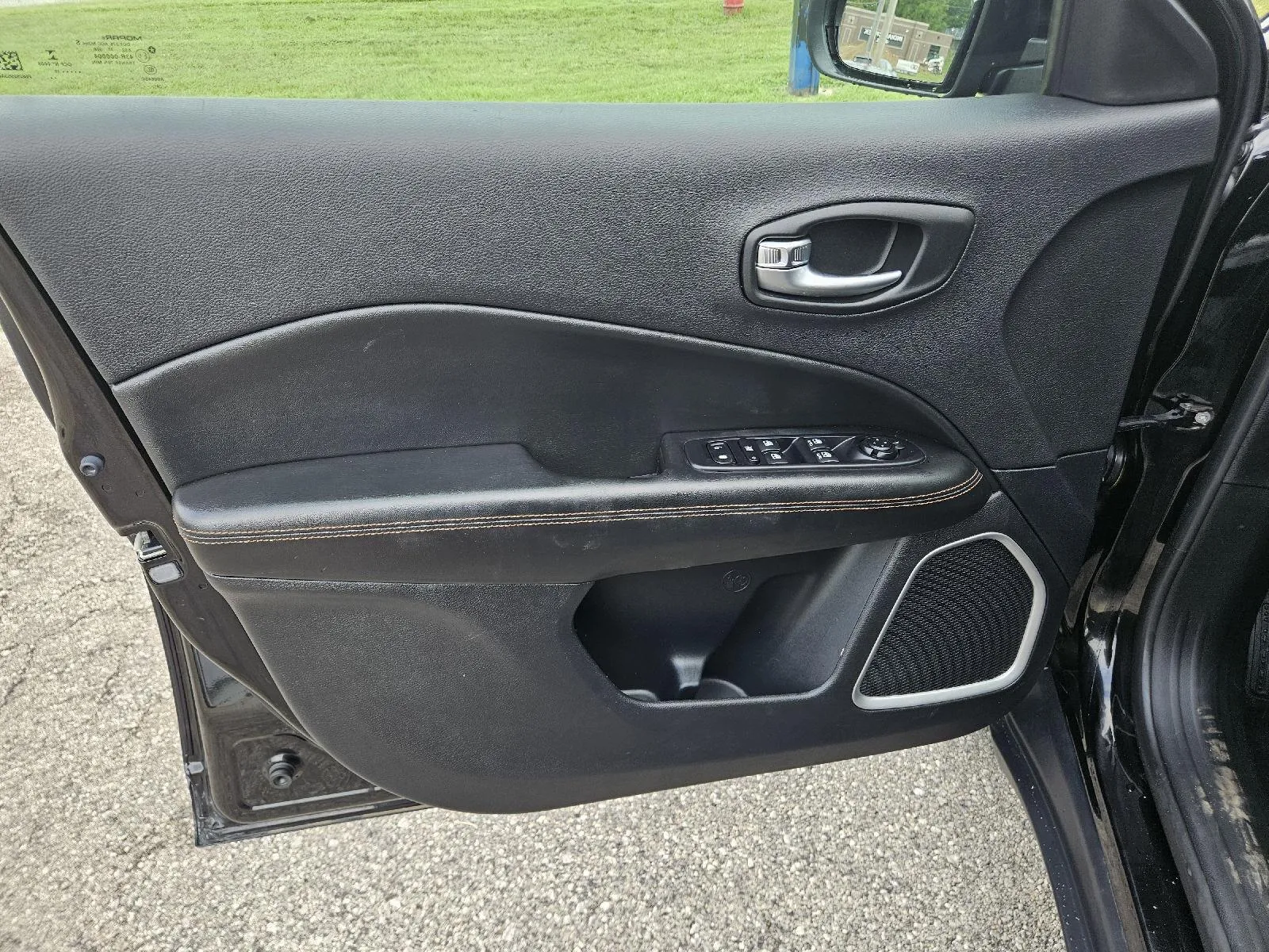 Jeep Compass photo 11