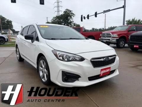White 2017 Subaru Impreza 2.0i CVT 5-Door for sale in Marion, IA