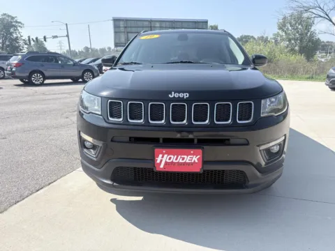 Photos of 2019 Jeep Compass Latitude for sale in Marion, IA at Houdek Auto Center