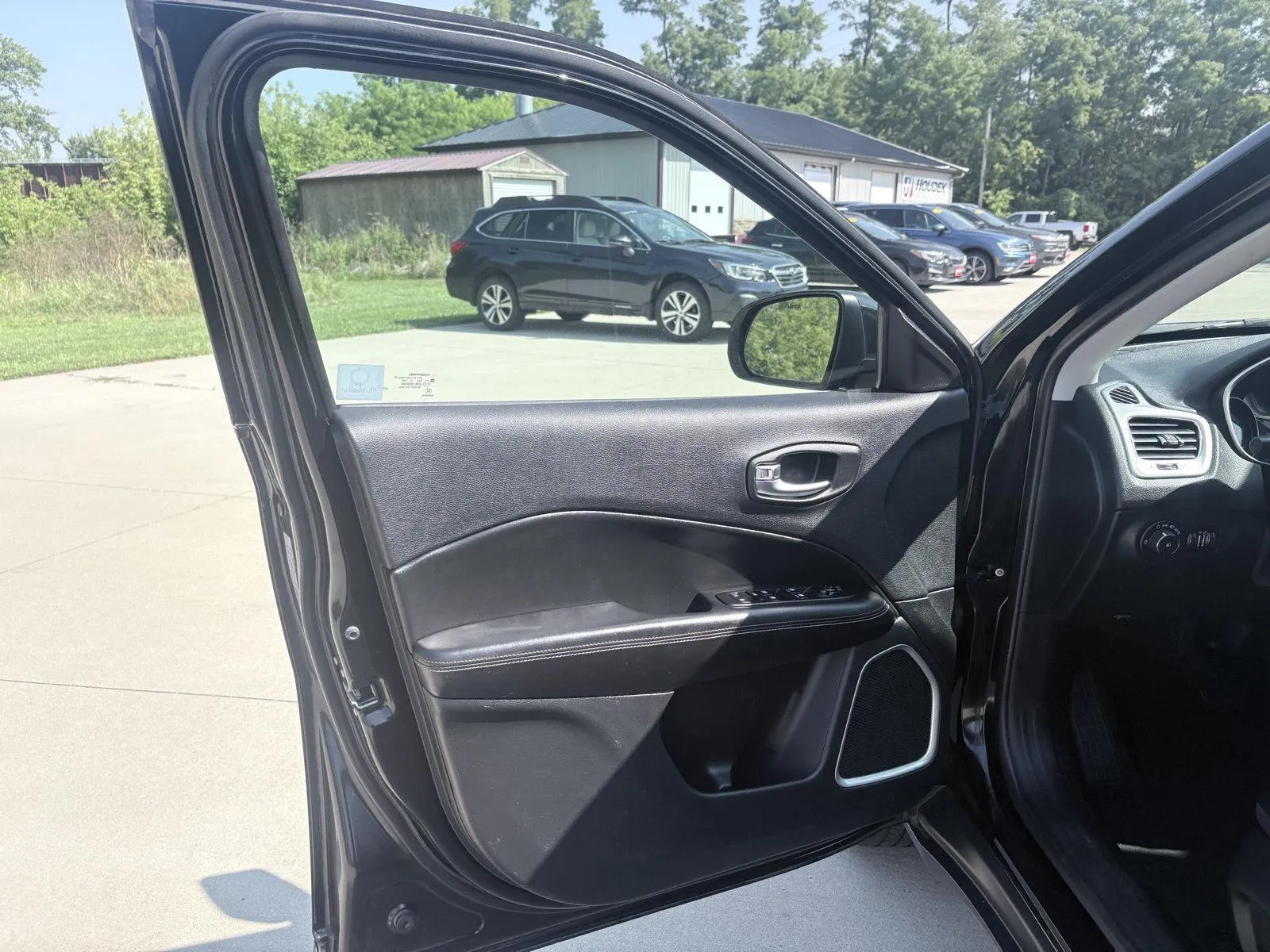 Jeep Compass photo 10