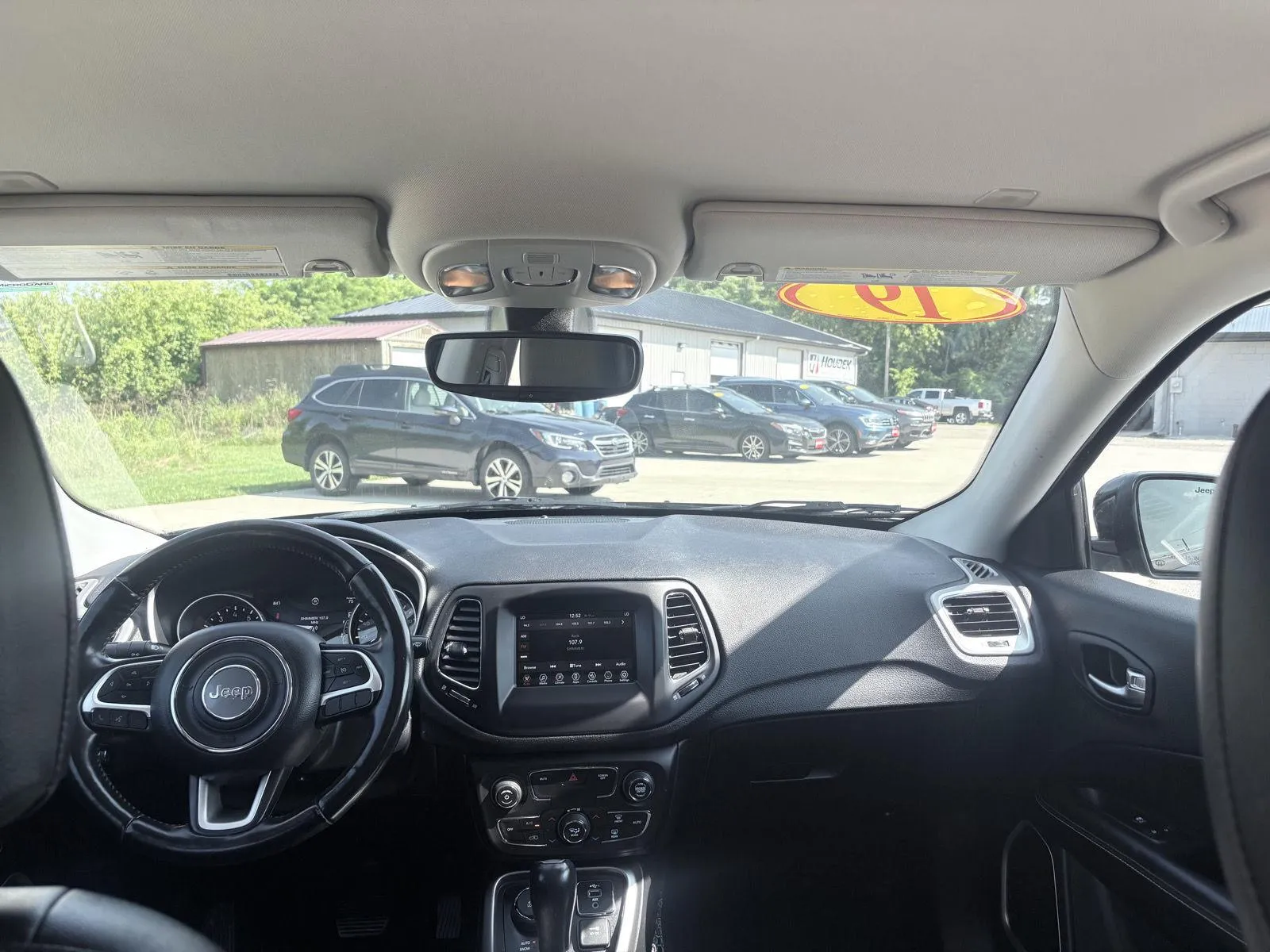 Jeep Compass photo 13