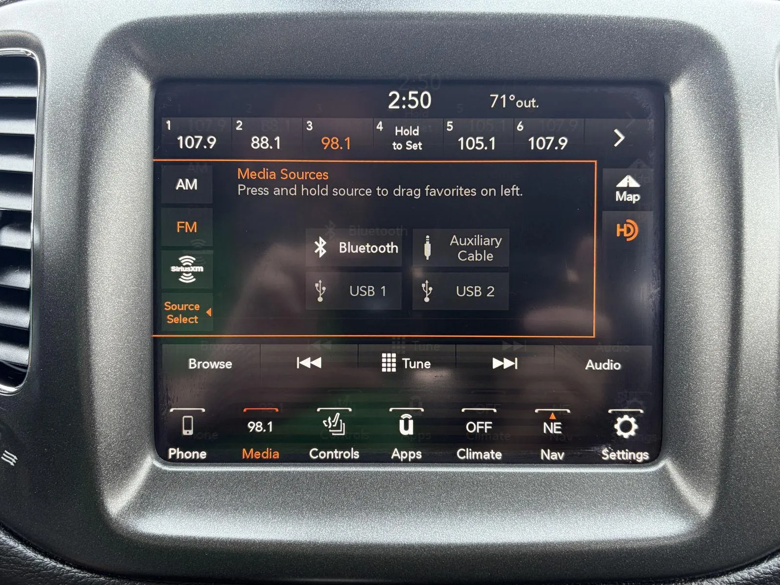 Jeep Compass photo 18