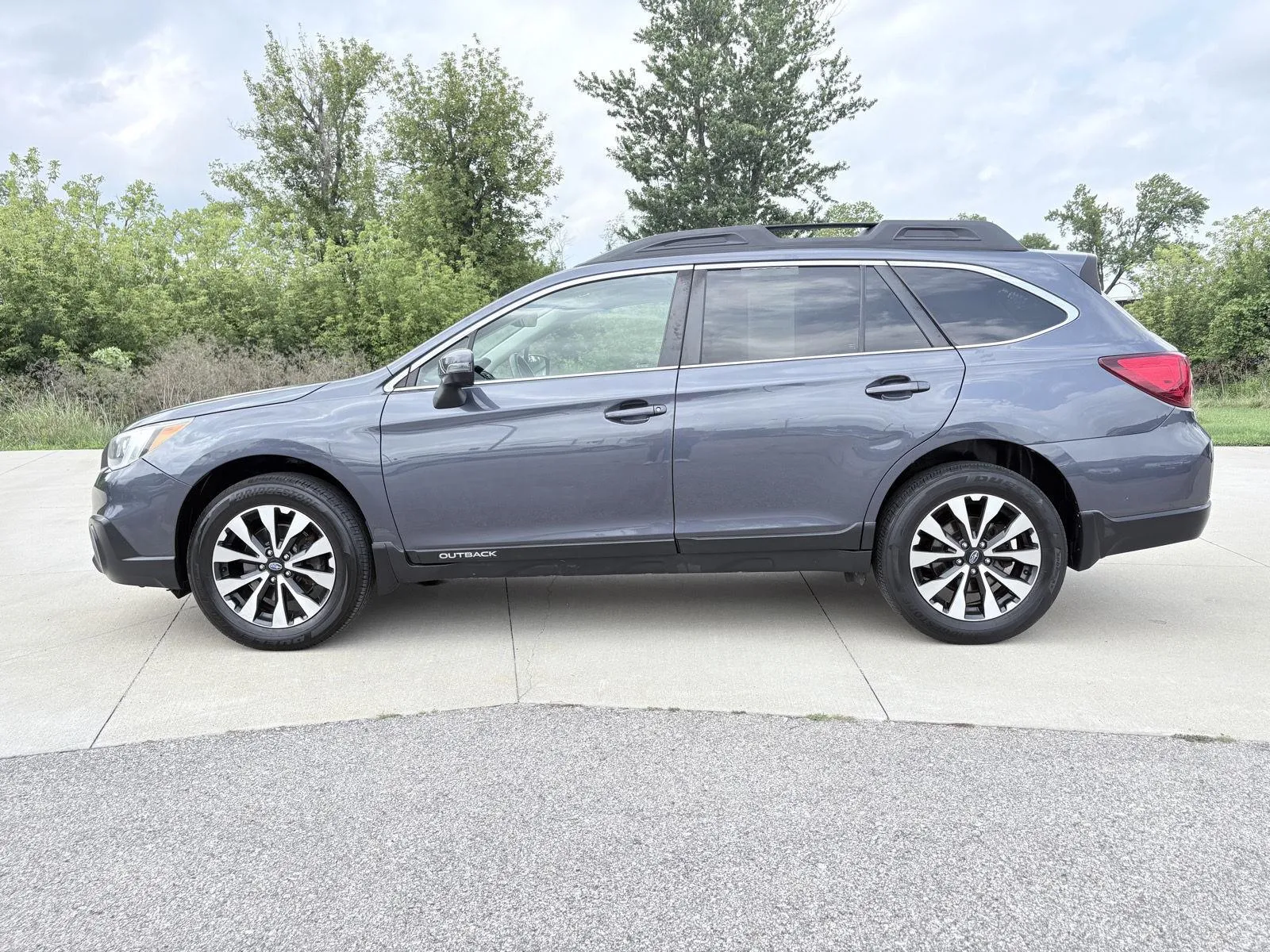 Subaru Outback photo 6