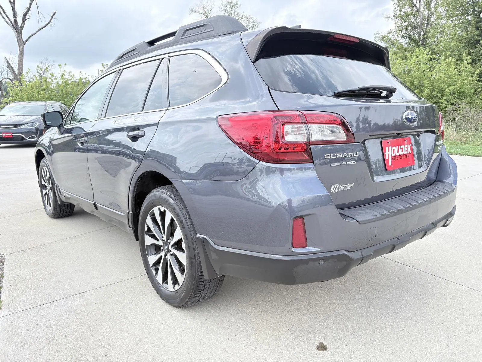 Subaru Outback photo 9