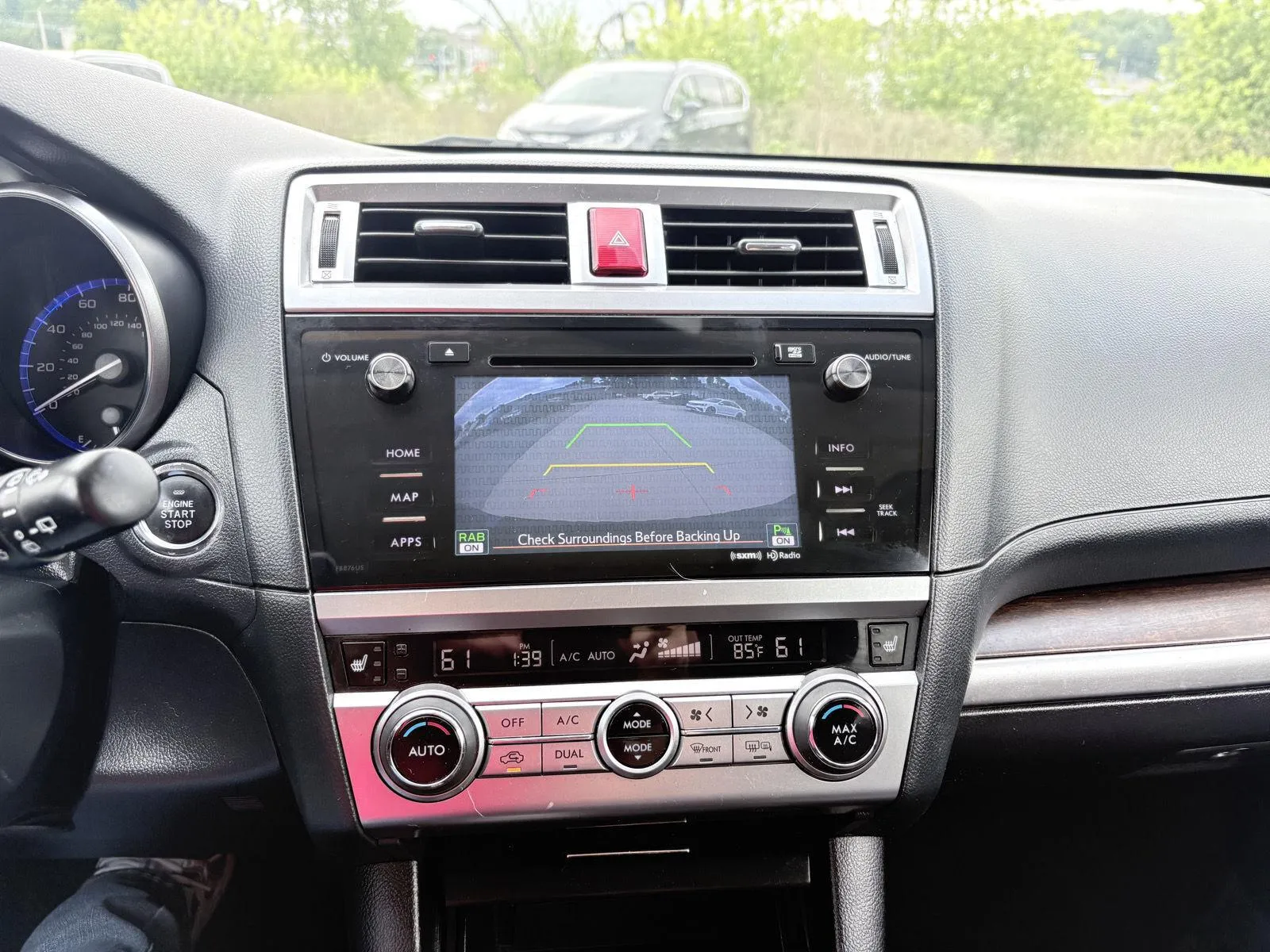 Subaru Outback photo 22