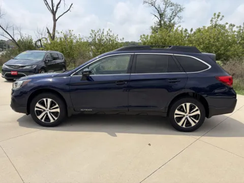 More photos of 2018 Subaru Outback Limited at Houdek Auto Center, IA