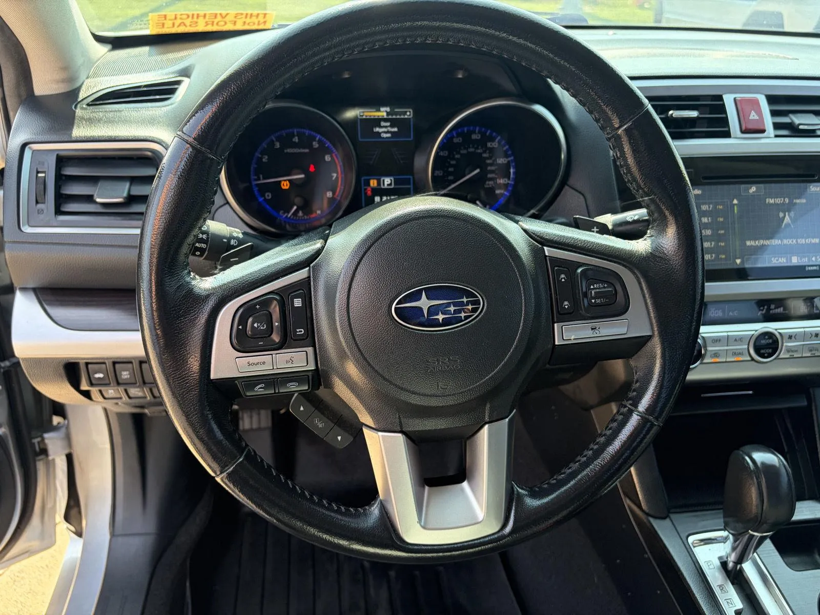 Subaru Legacy photo 12