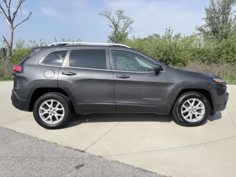 More photos of 2017 Jeep Cherokee Latitude at Houdek Auto Center, IA