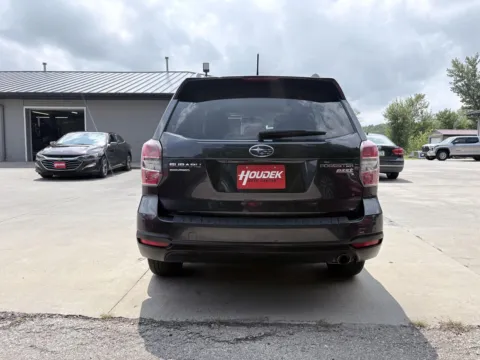 More photos of 2015 Subaru Forester 2.5i Limited at Houdek Auto Center, IA