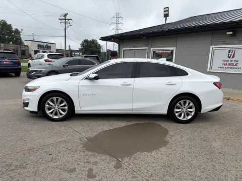 More photos of 2022 Chevrolet Malibu LT at Houdek Auto Center, IA