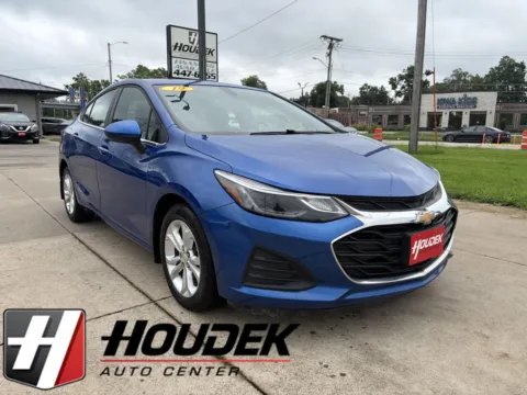 Blue 2019 Chevrolet Cruze LT for sale in Marion, IA
