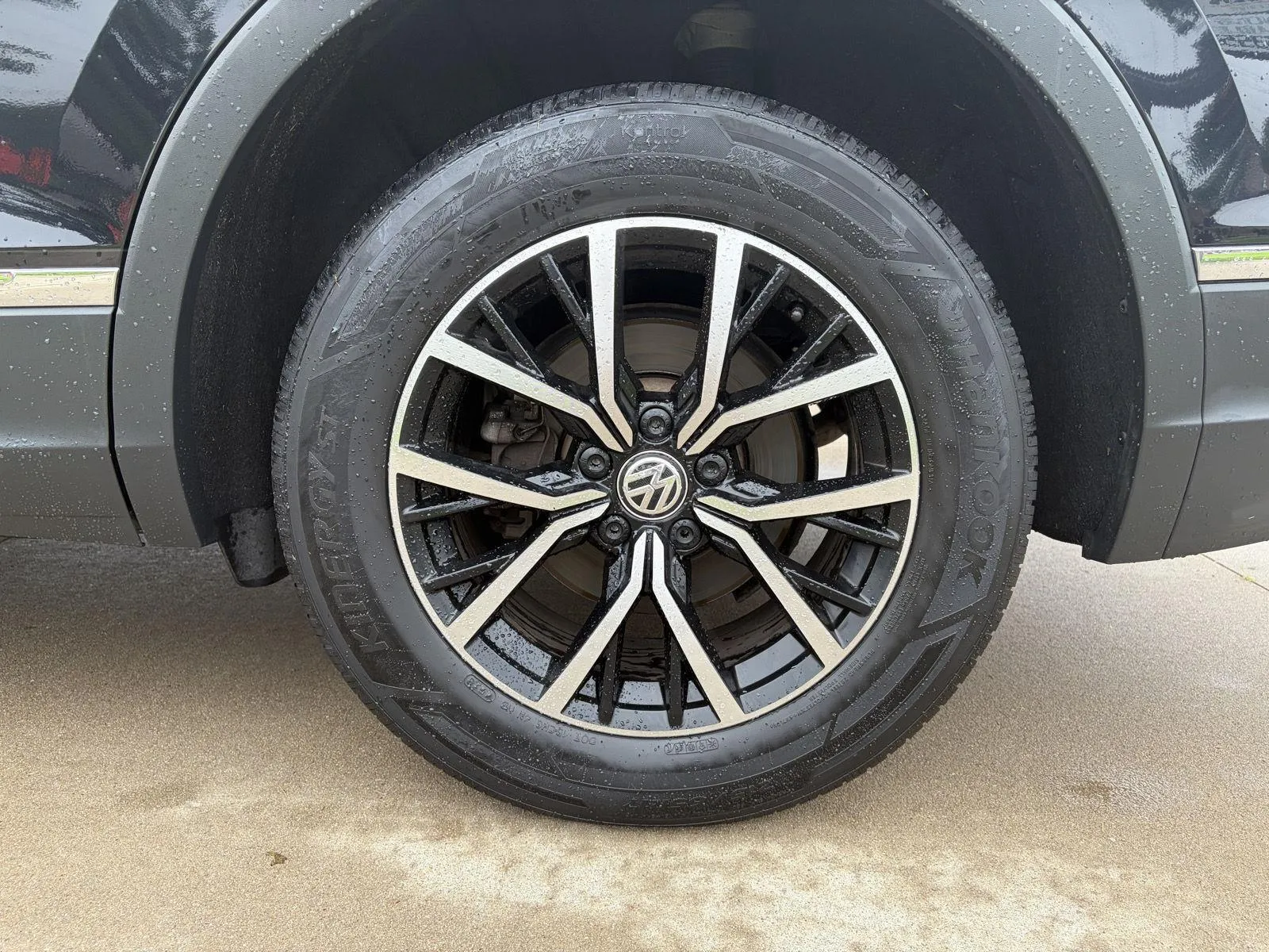 Volkswagen Tiguan photo 9